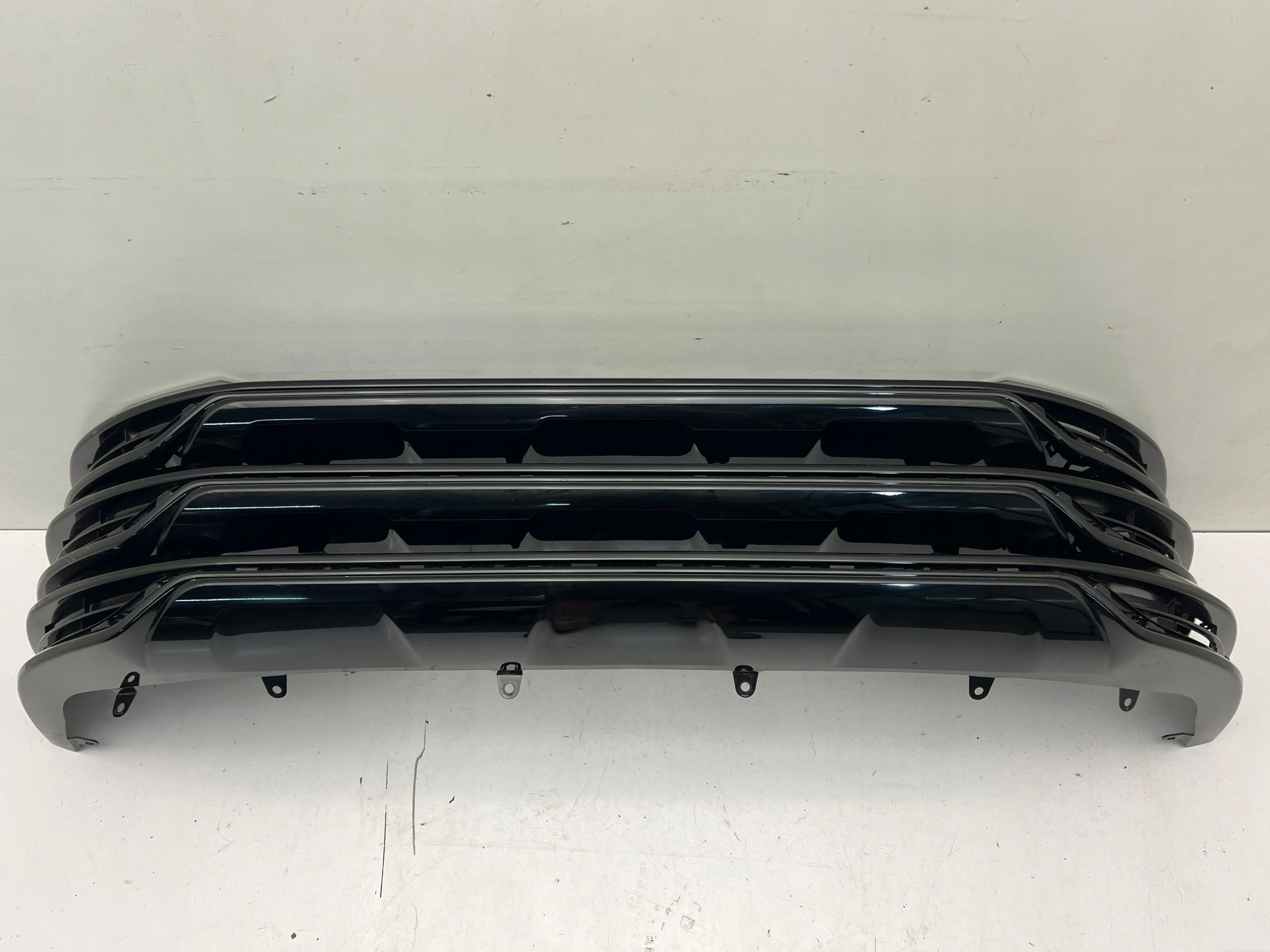 Toyoyta RAV4 V Hybrid dokładka Spoiler Zderzaka Przedniego przód N…