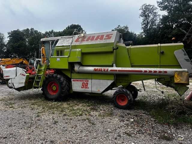 claas dominator 98S LEXSION 460, New Holland CX 880 stoły do rzepaku