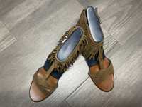ZARA sandały z frędzlami brązowe rozmiar 40