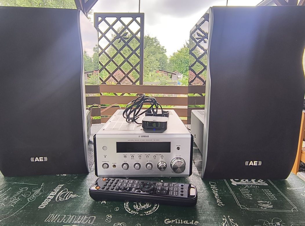 Yamaha Pianocraft rx-e810 z pilotem i Bluetooth plus kolumny AE linear