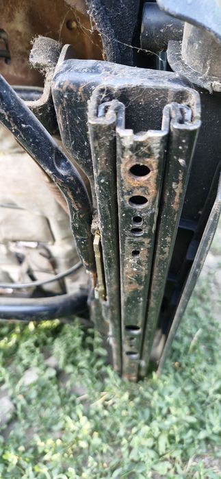 Сидение водительское для авто - заз, ваз , нива и др