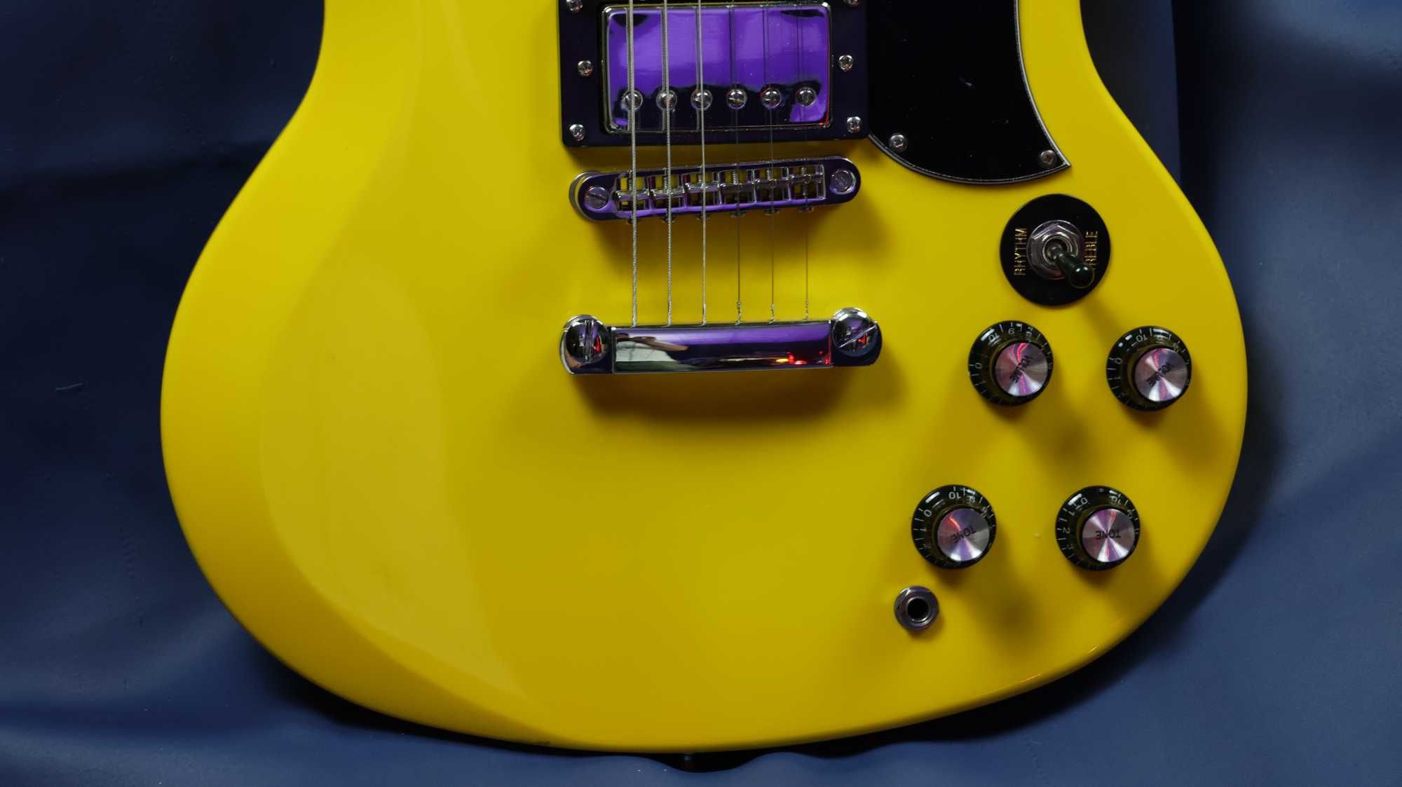 Gitara elektryczna Arrow Twincut SG z pokrowcem