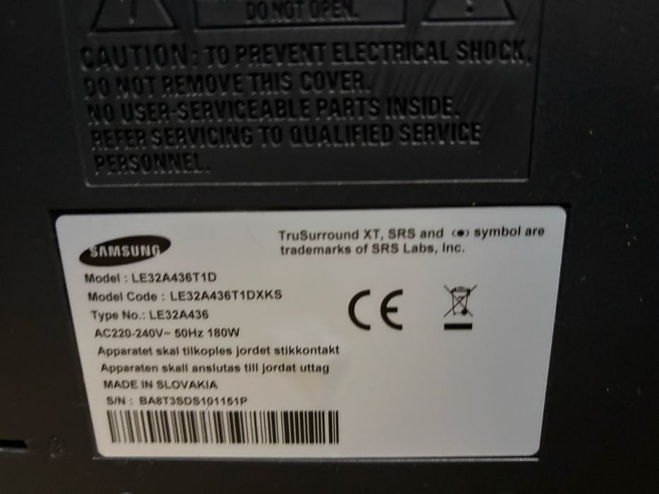 Telewizor LCD  Samsung  32 cale z pilotem przywieziony z Niemiec