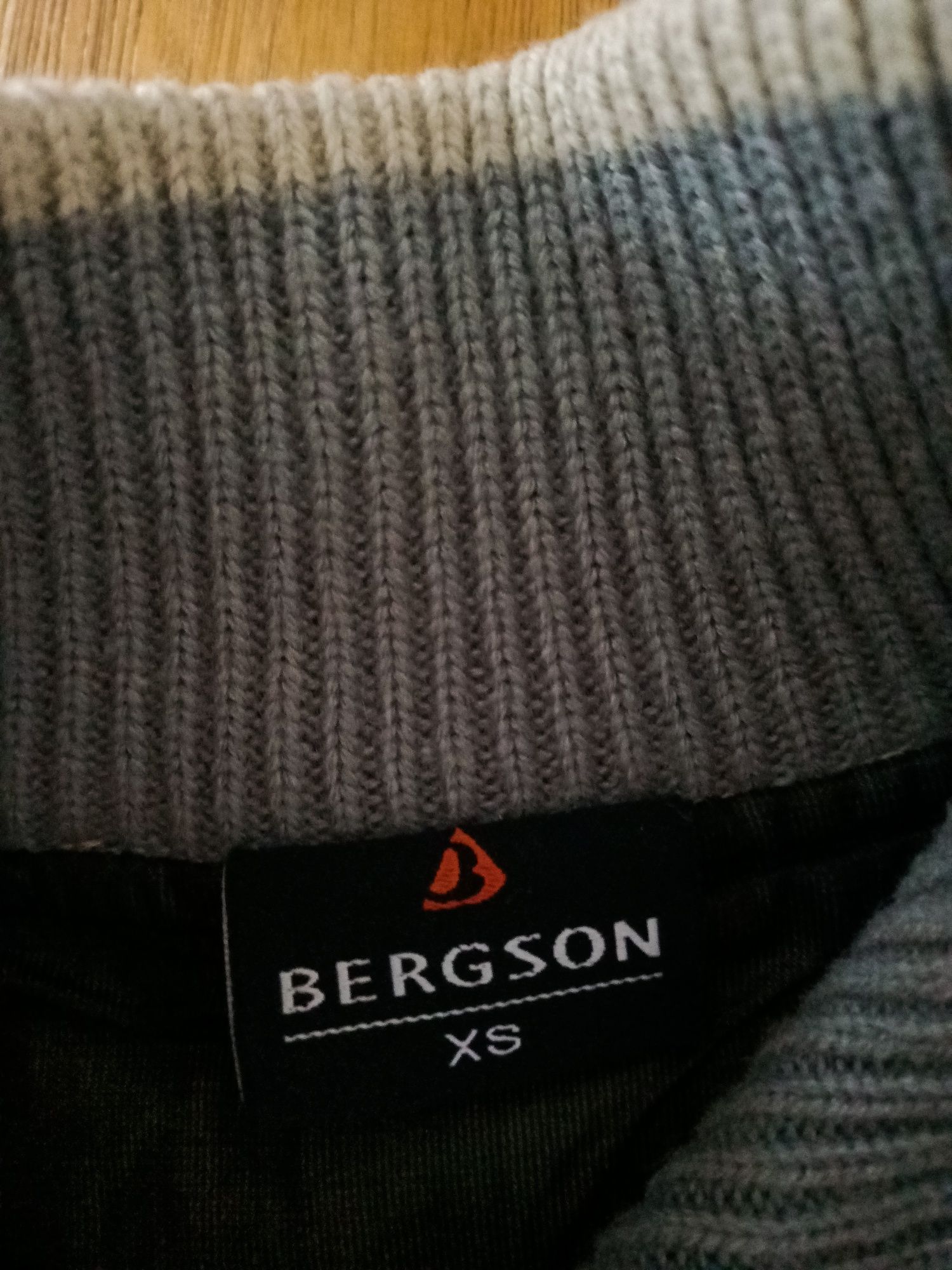 Sweter XS BERGSON z membraną