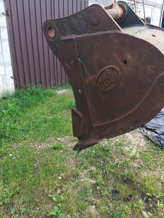 Łyżki do koparki/ wysięgnik