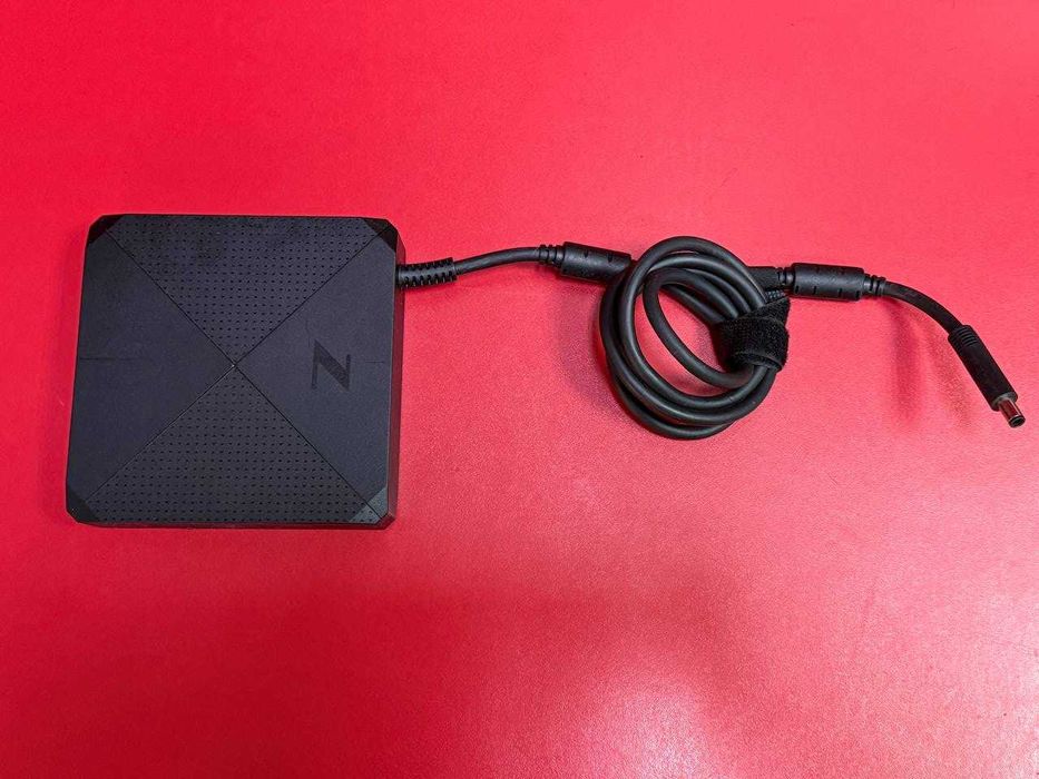 Блок живлення HP 330W 19,5 : 16,92 А 7,4