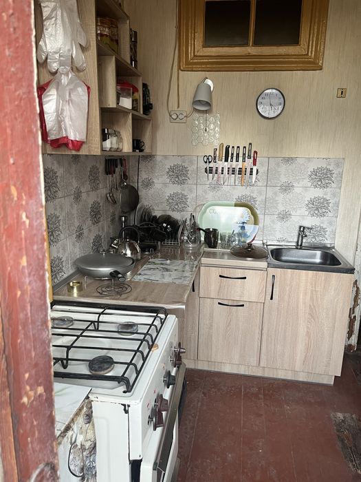 Продам комнату 14м2 с балконом метро ХТЗ 5-7 минут пешком