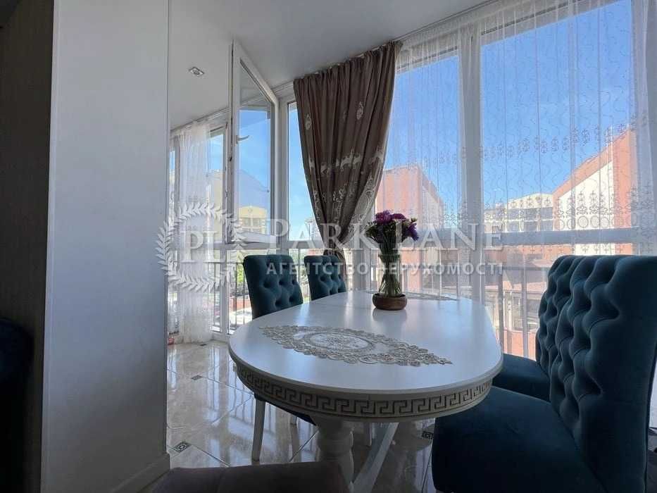 Продам 56м  Метрологічна Кришталеві Джерела