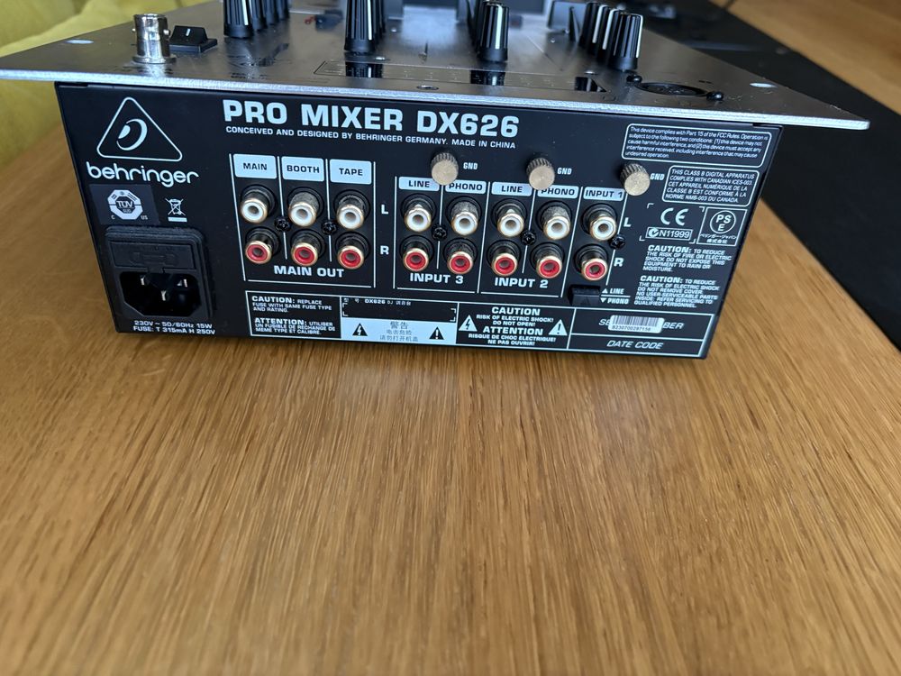 Behringer DX 626 stan bdb