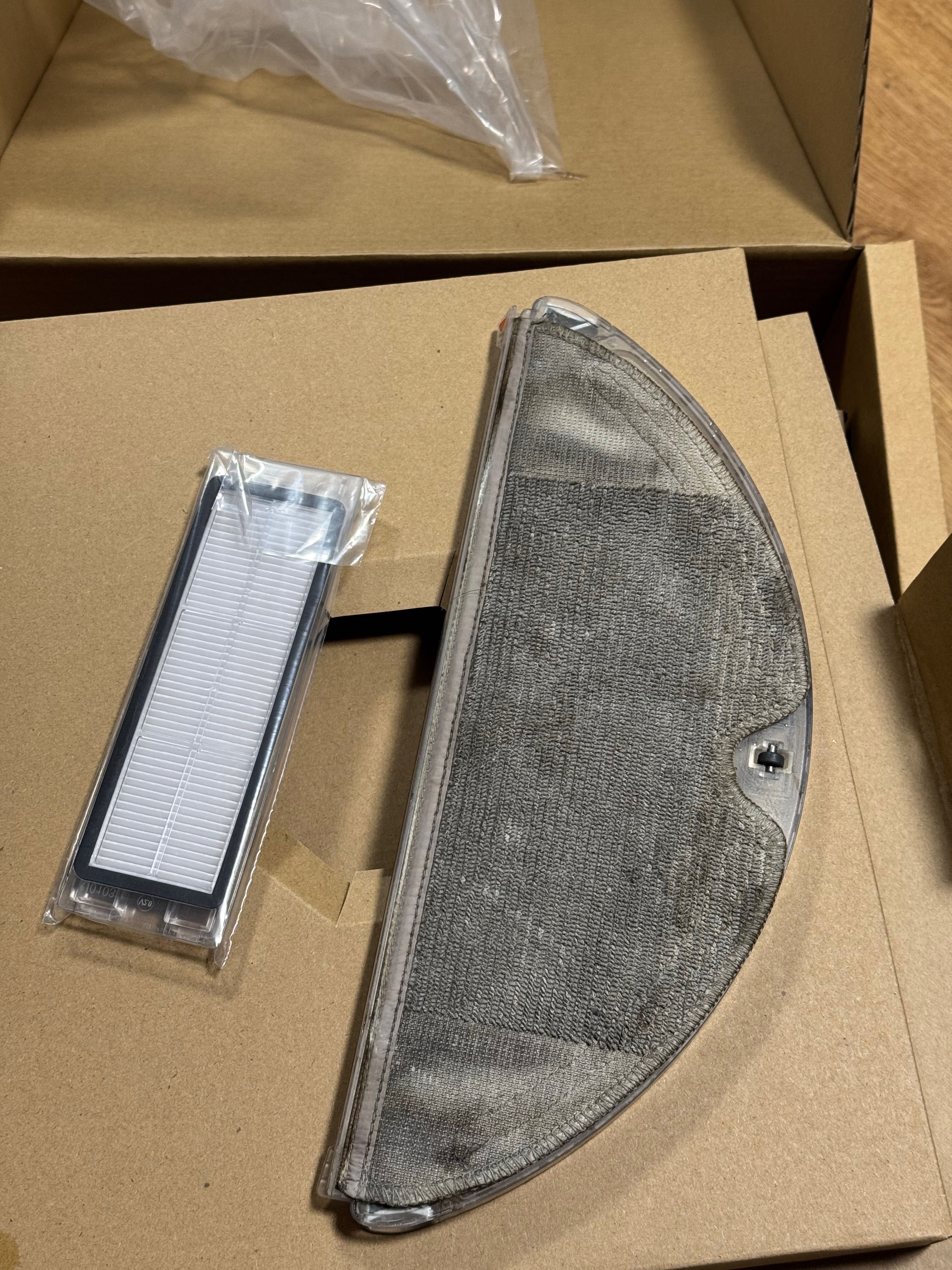 Робот-пилосос Xiaomi RoboRock Vacuum Cleaner 2 Black S55 (S552-00)