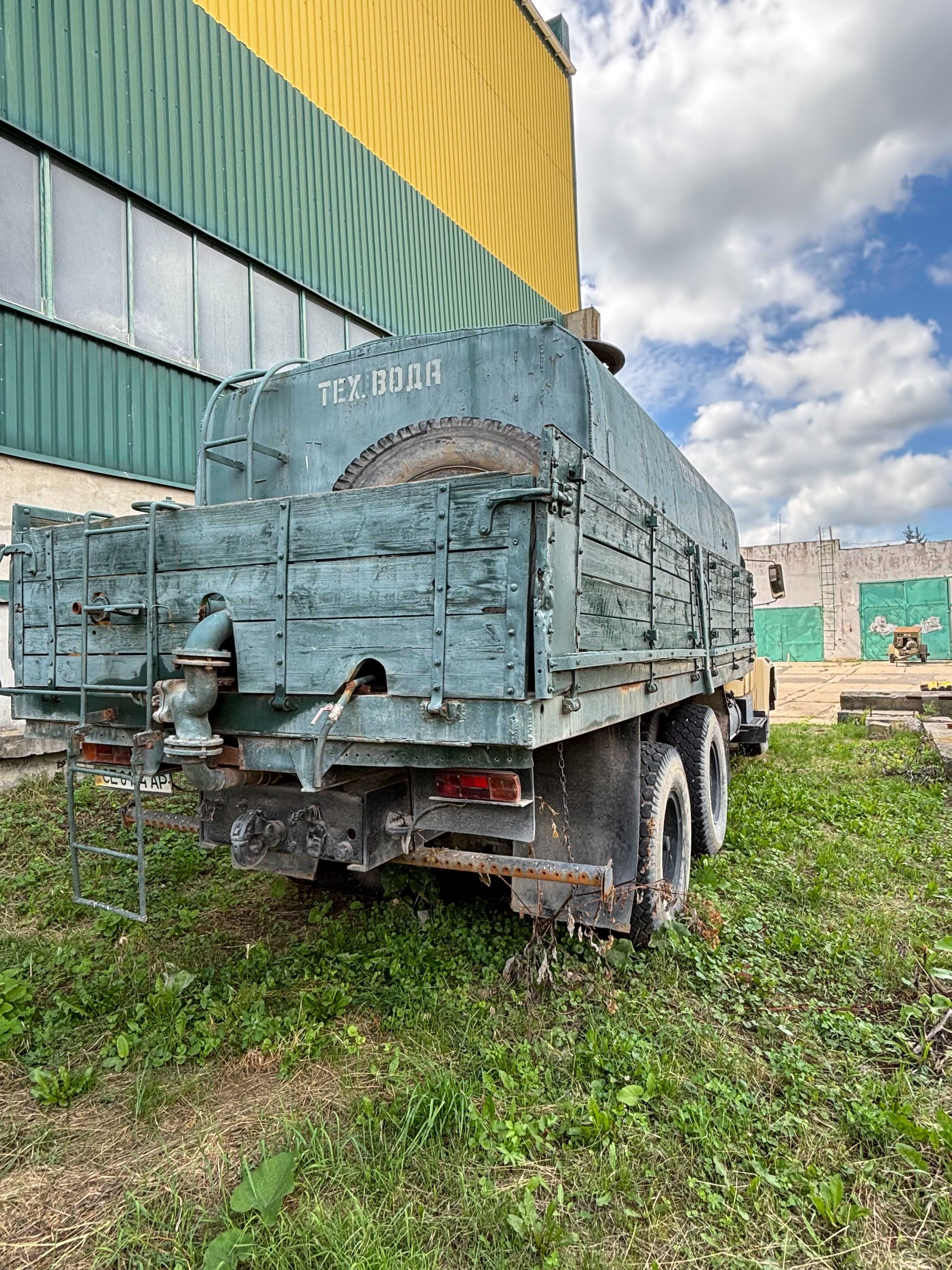 КрАЗ 250, бортовий
