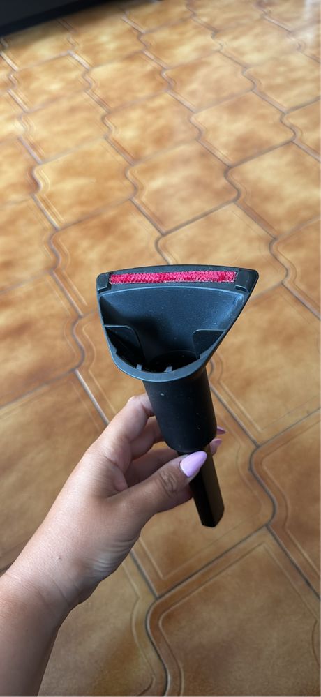Aspirador sem saco BOSCH