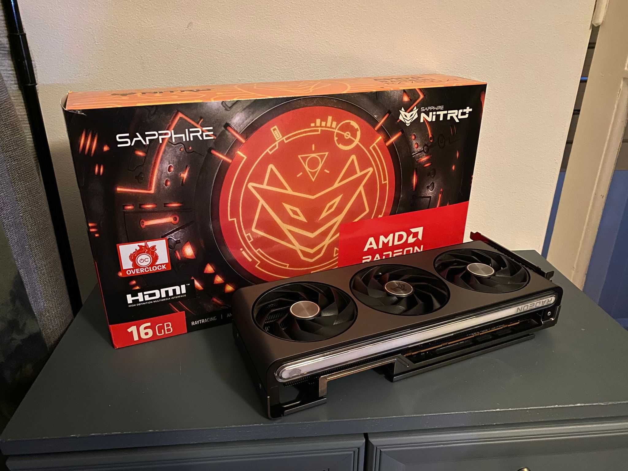 AMD Radeon RX 7800 XT (Sapphire Nitro+ OC) 16GB GDDR6