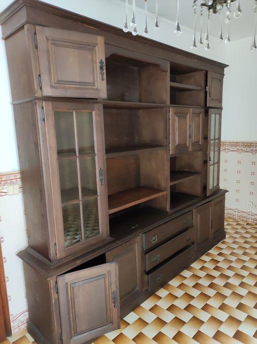 Estante estilo antigo