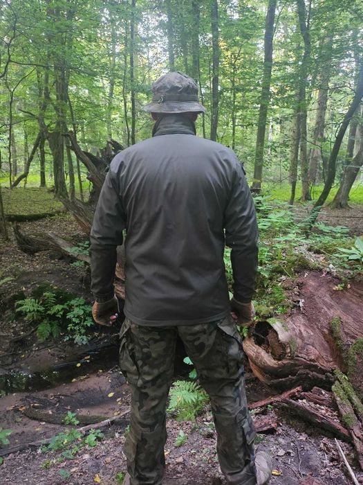 Softshell ,Polar produkt Polski wojskowy . Czytaj opis .