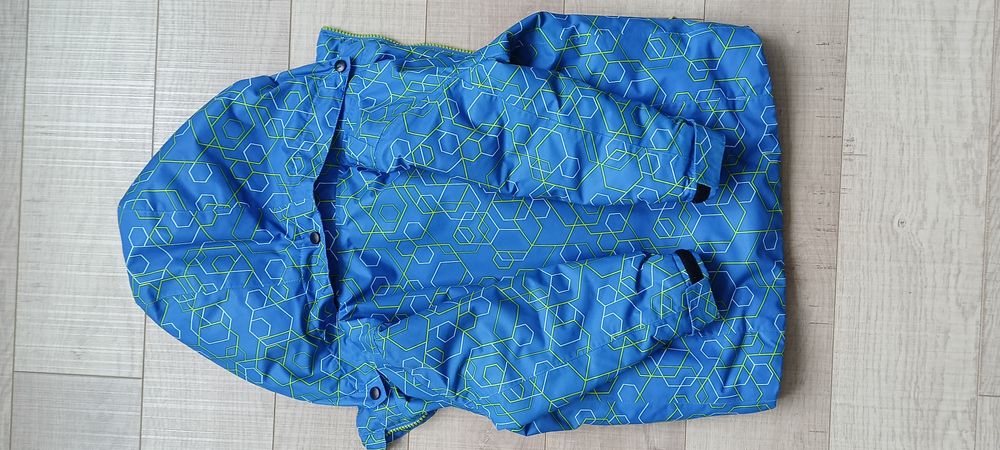 Продам дитячу куртку CMP