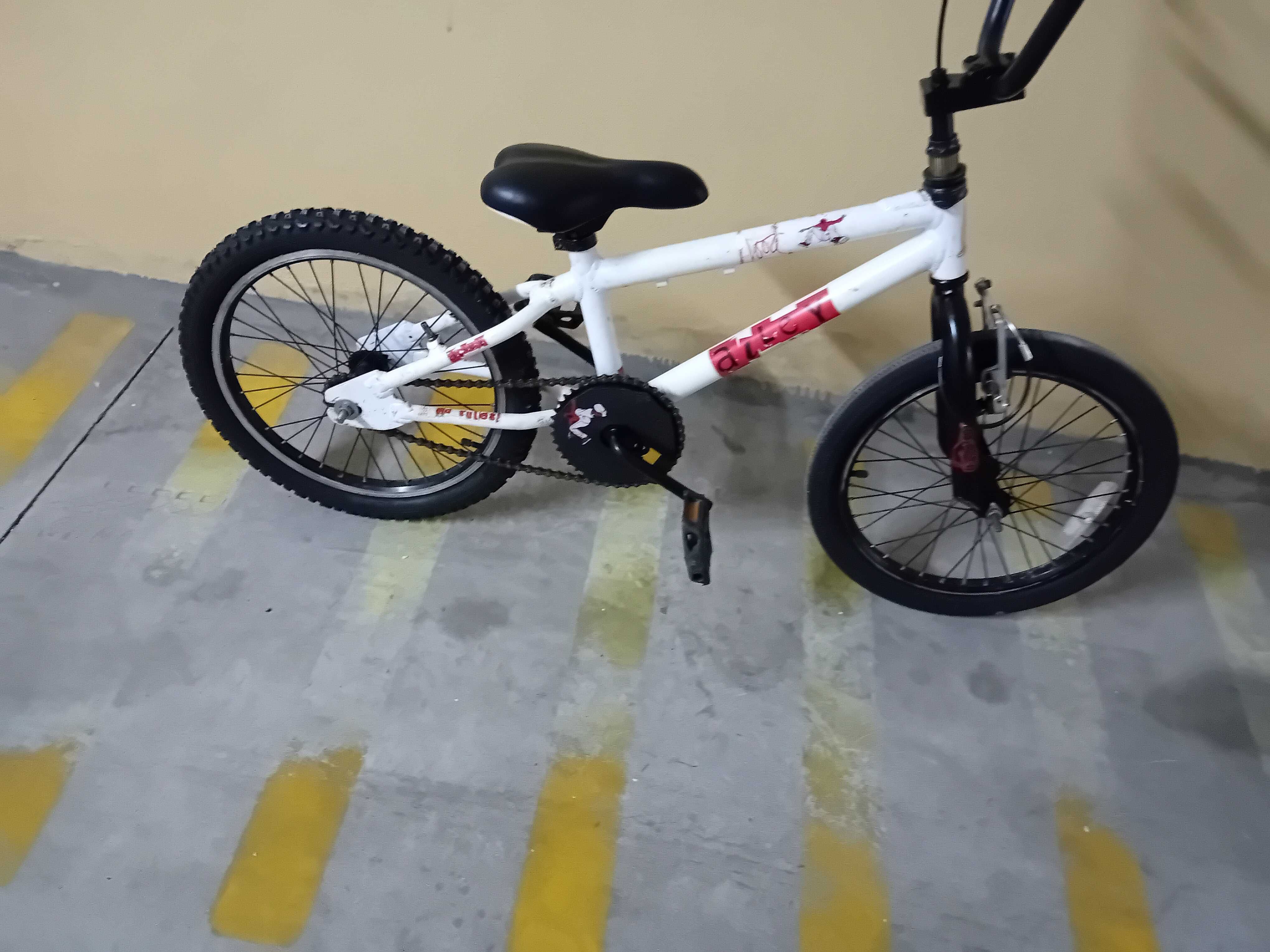 Bicicleta BMX ESMALTINA 20