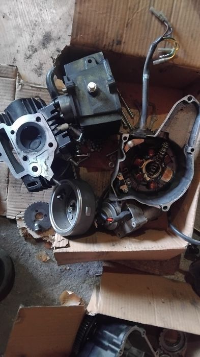 Продам зап'чясті спарк 125