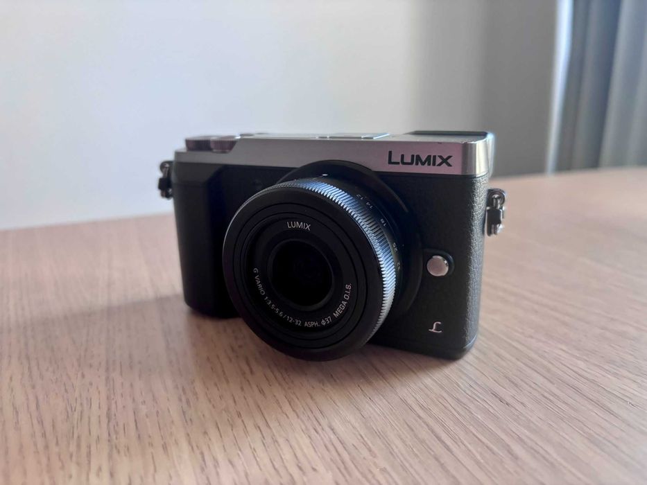 Panasonic Lumix GX80 + Lumix 12-32 + Dodatki