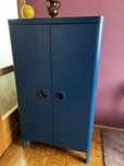 IKEA szafa Busunge niebieska (granatowa) 80x139