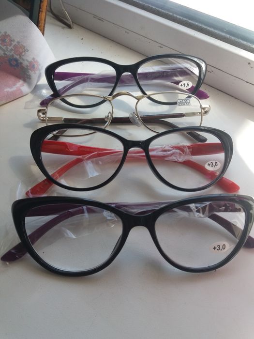 Очки  +3.0 с притемнением