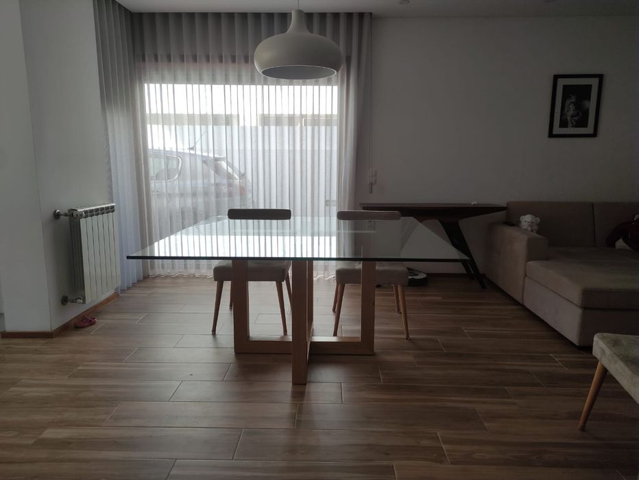 Mesa de Jantar 1.5x1.5m