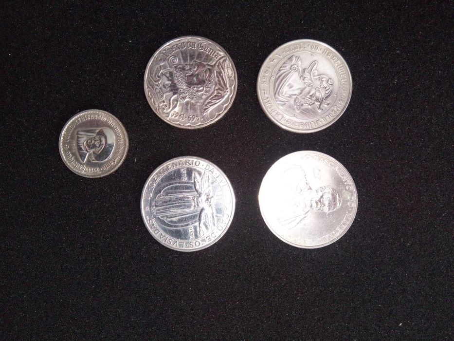 Moedas em prata em excelente estado