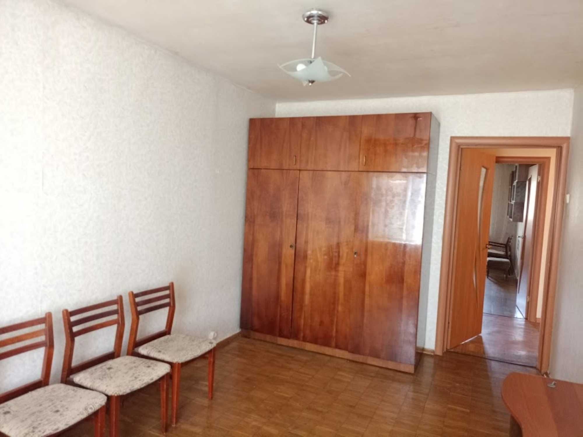 В.Івасюка 13а, 3х кімнатна в оренду