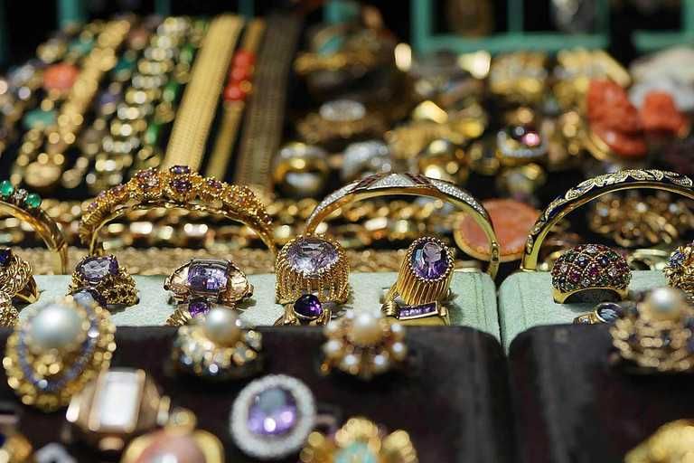 Bransoletki pierścionki i inne mix biżuterii