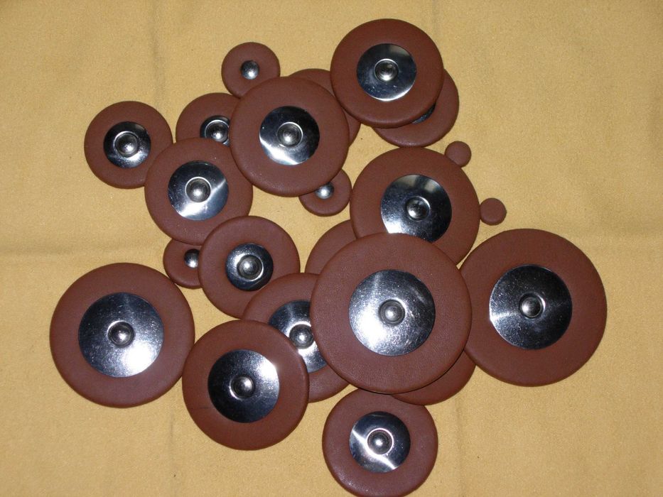 Подушки та корки (Саксофон сопрано, альт, тенор, кларнет, флейта)