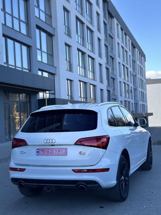 Audi Q5 Premium Plus 3.0 TFSI Quattro S-Line