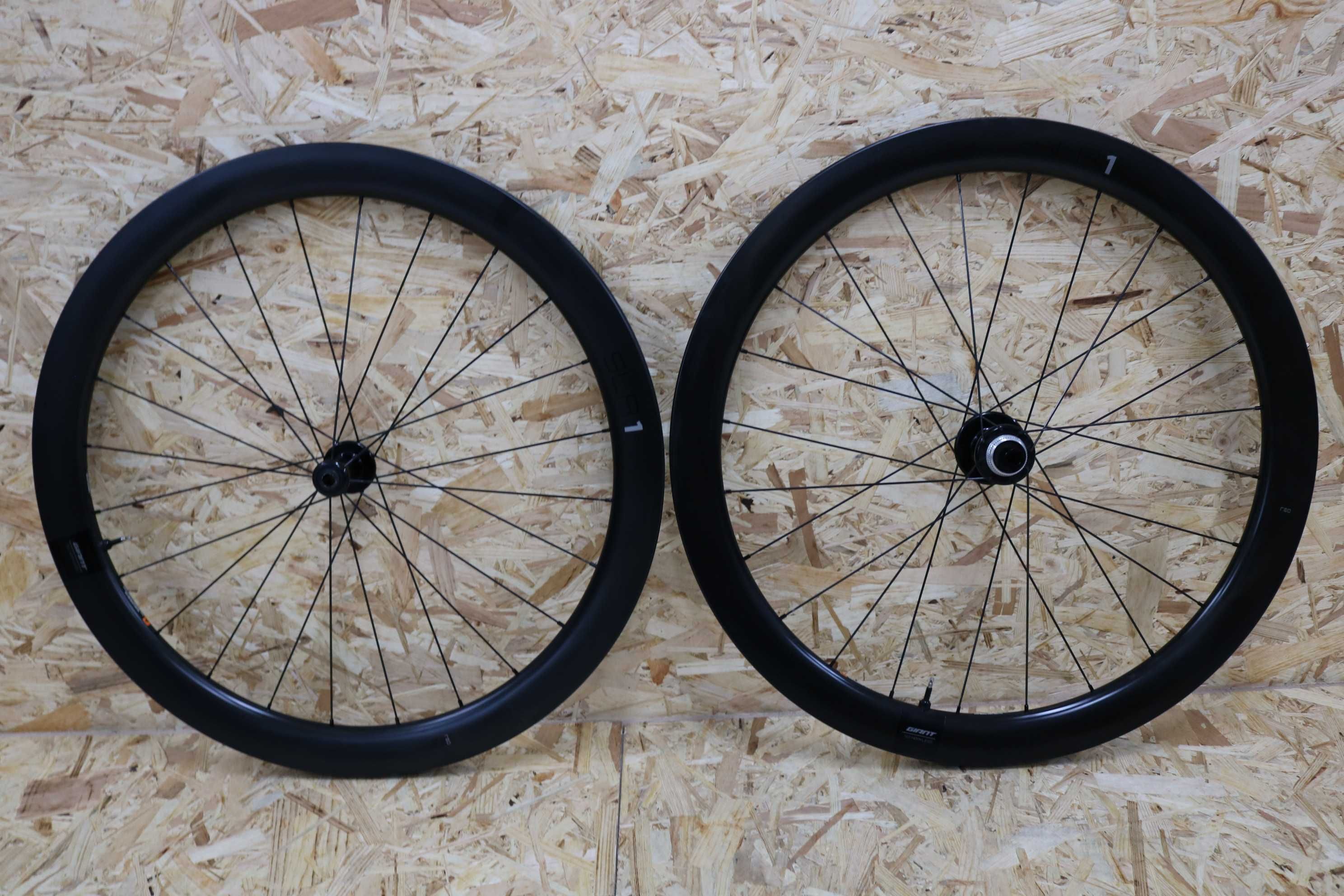 V: Giant SLR 1 50mm - Tubeless ou Câmara de ar