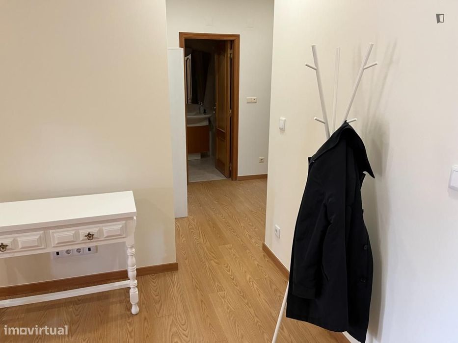 Quarto - localizado em Penha de França Lisbon