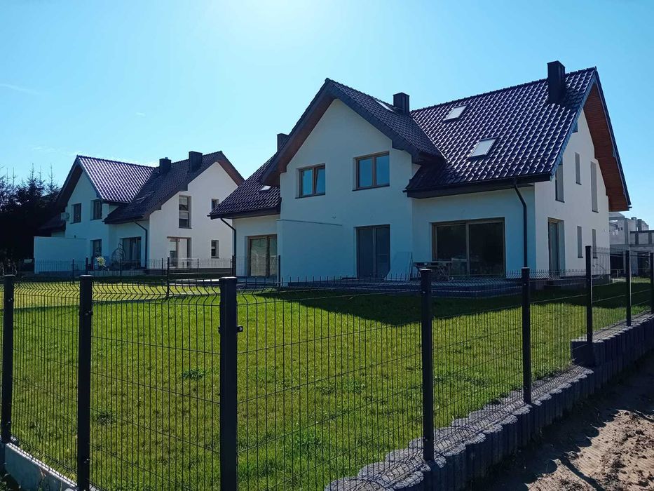 Bliźniaki Tomaszkowo KP-Invest - otoczenie lasu, 4 sypialnie