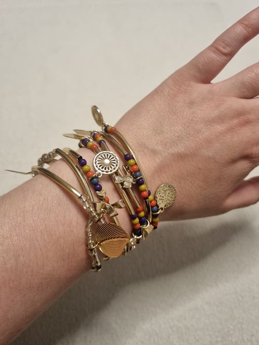 Bransoletki na rękę