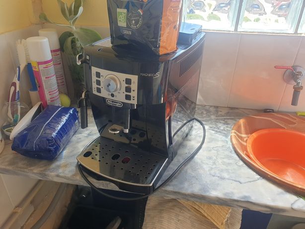 Maquina de cafe Delonghi Magnifica S
