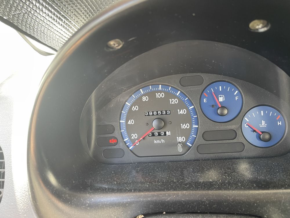 Chevrolet Matiz cinzento