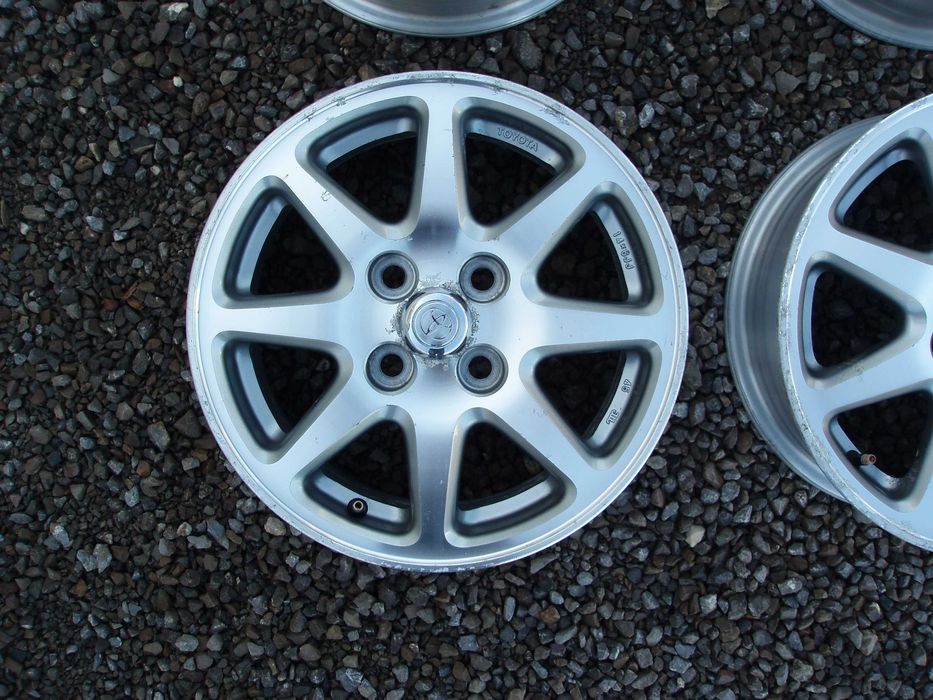 Felgi Aluminiowe  4x100x54  14''  ET 45  Oryginał TOYOTA