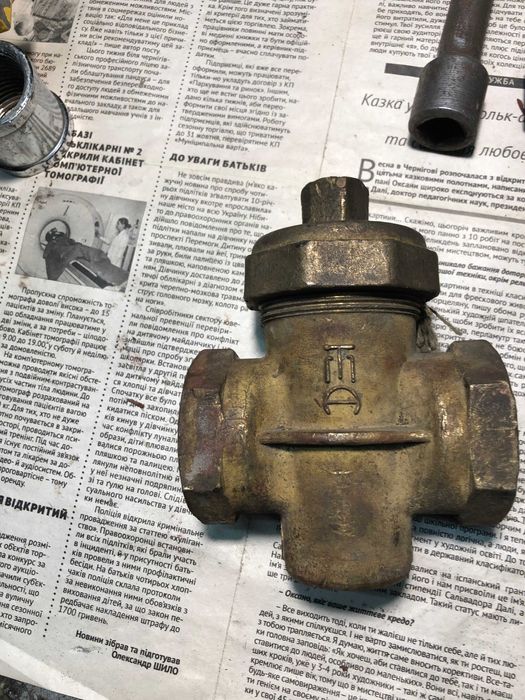 Кран корковий  латунний Ру10 Ду32