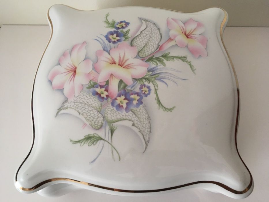 Caixa em Porcelana Frazarte Classic (Boleira)