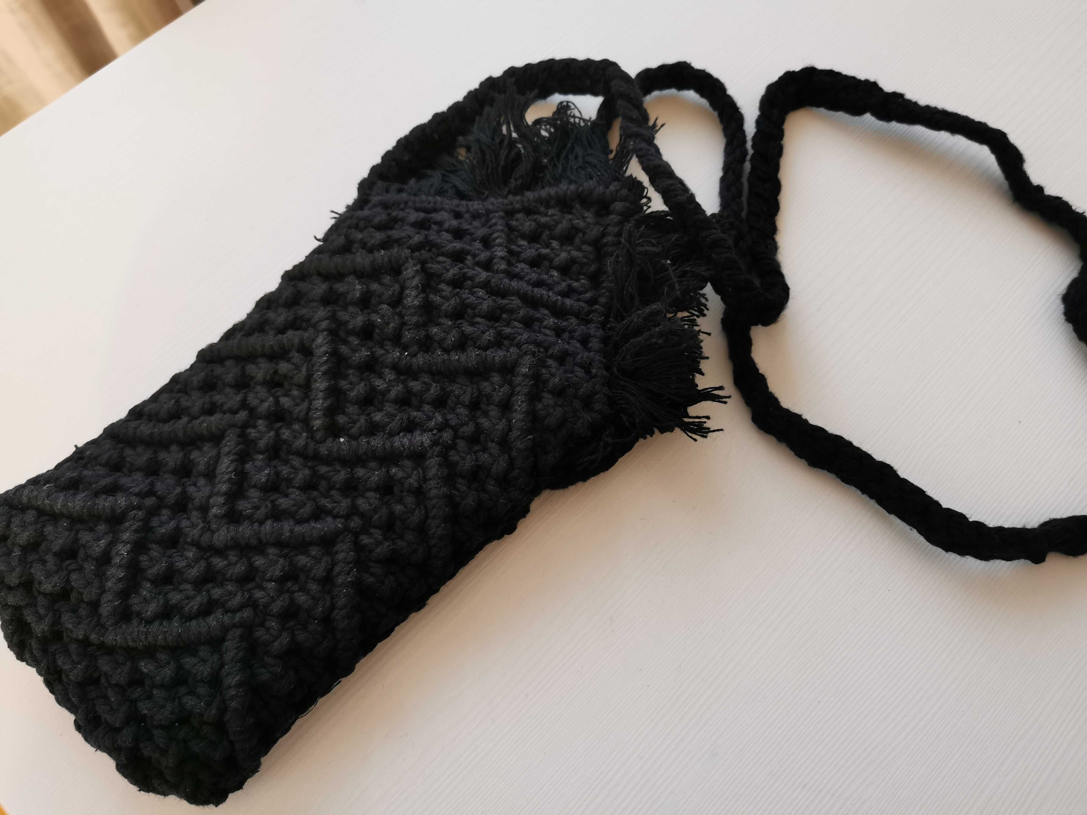 Etui torebka na smartfona makarama