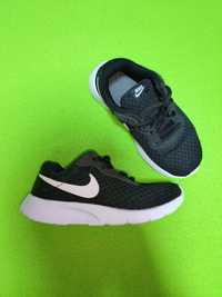 Кросівки Nike Tanjun