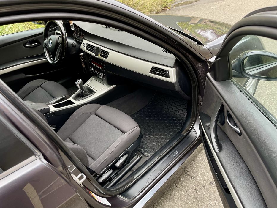 BMW 3 2008 рік 2.0 бенз