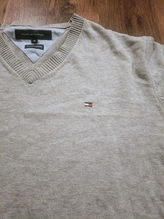 Tommy Hilfiger sweter