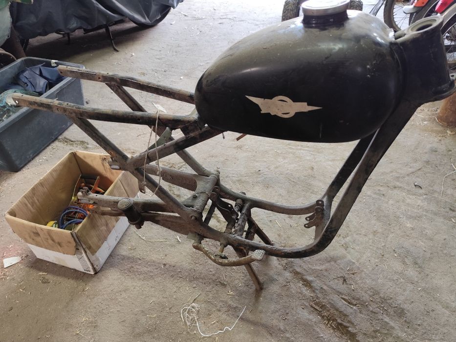Rama wsk 125 m06 z2, dwuramówka
