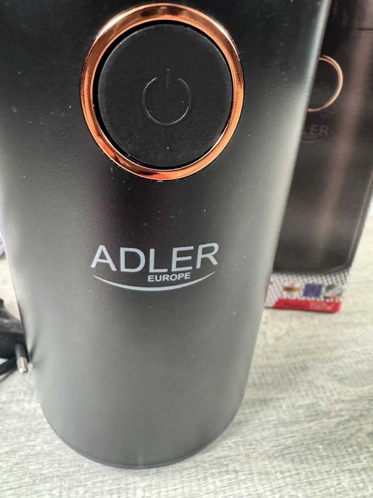 ADLER A4446 młynek elektryczny 150W