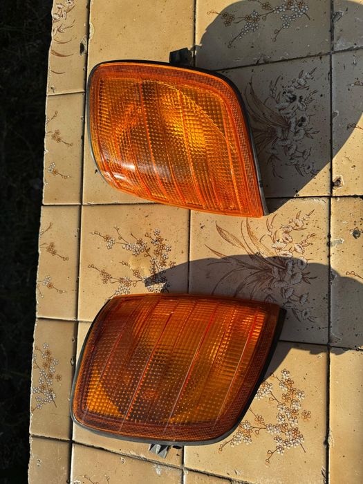 Material Mercedes-Benz W124