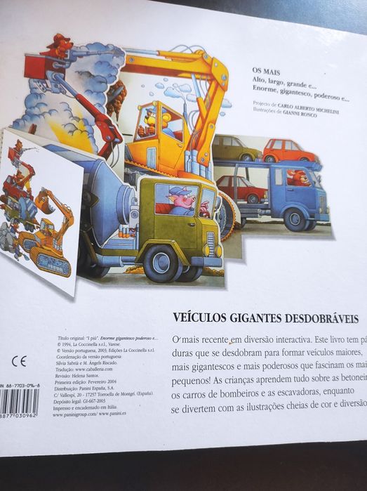 Livro veículos gigantes desdobráveis