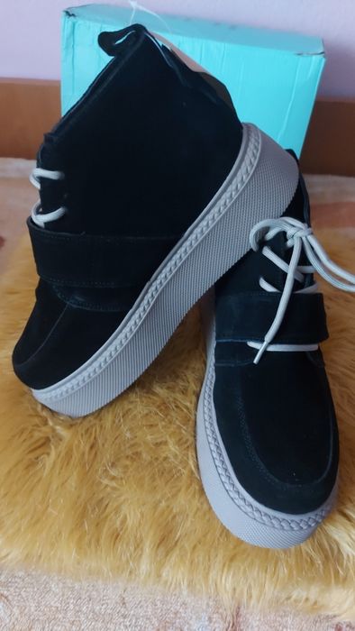 Жіночі, зимові, замшеві ботинки