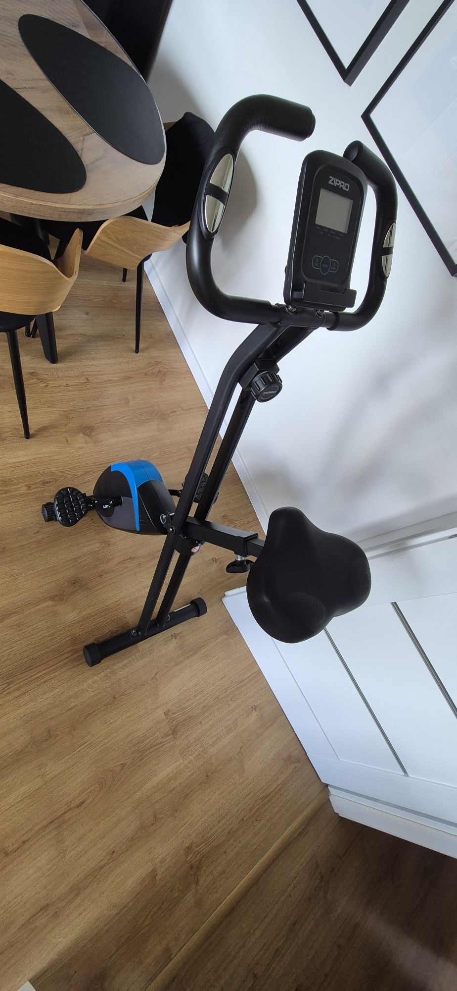 Rowerek stacjonarny Zipro Future X